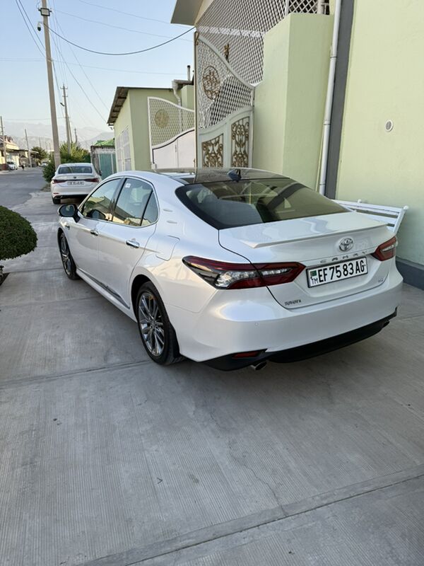 Toyota Camry 2022 - 595 000 TMT - Ашхабад - img 3