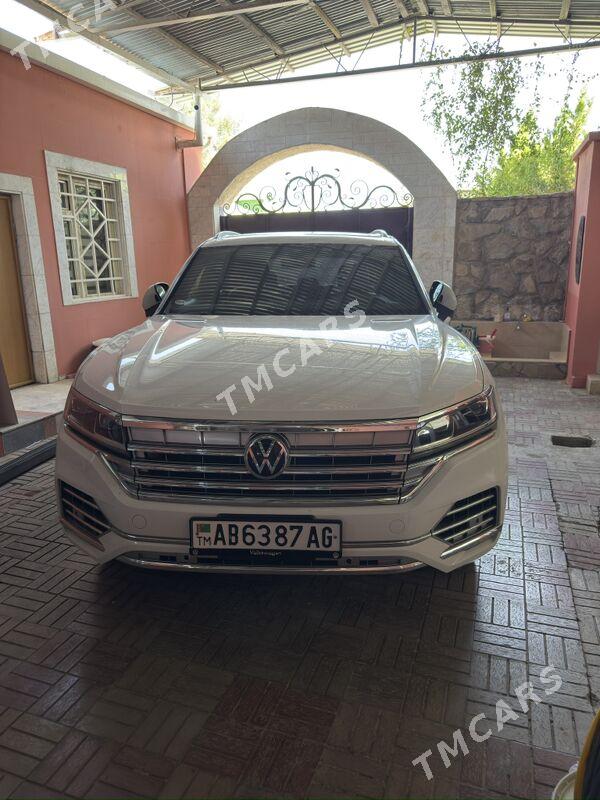 Volkswagen Touareg 2021 - 1 140 000 TMT - Aşgabat - img 5