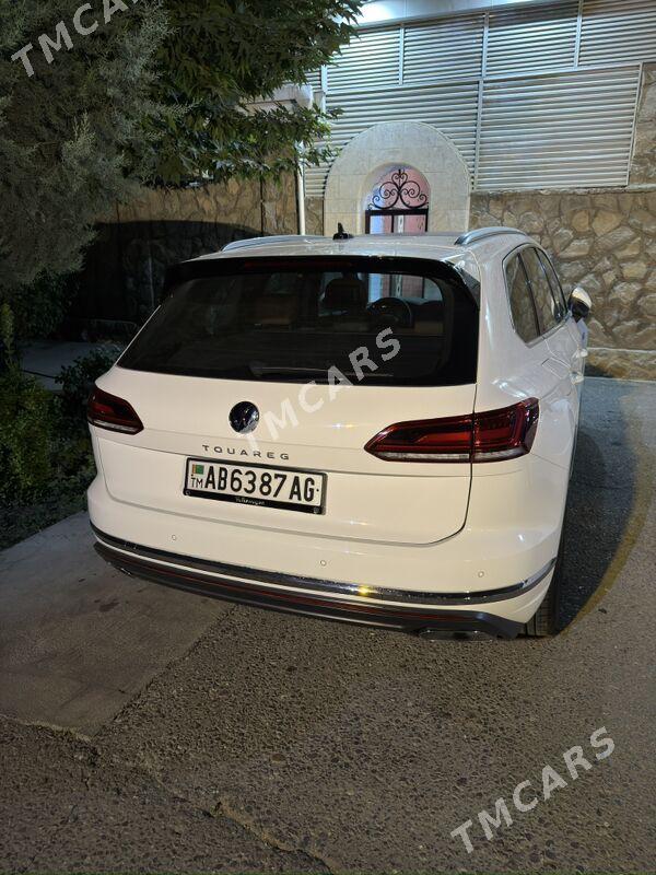 Volkswagen Touareg 2021 - 1 140 000 TMT - Aşgabat - img 4