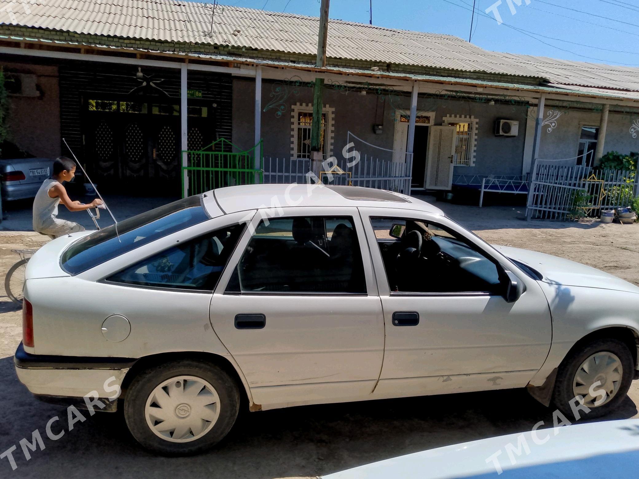 Opel Vectra 1990 - 22 000 TMT - Daşoguz - img 4