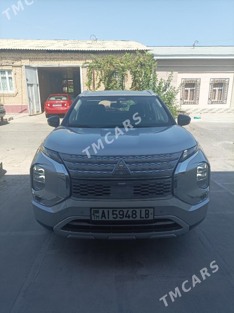 Mitsubishi Outlander 2024 - 460 000 TMT - Türkmenabat - img 3