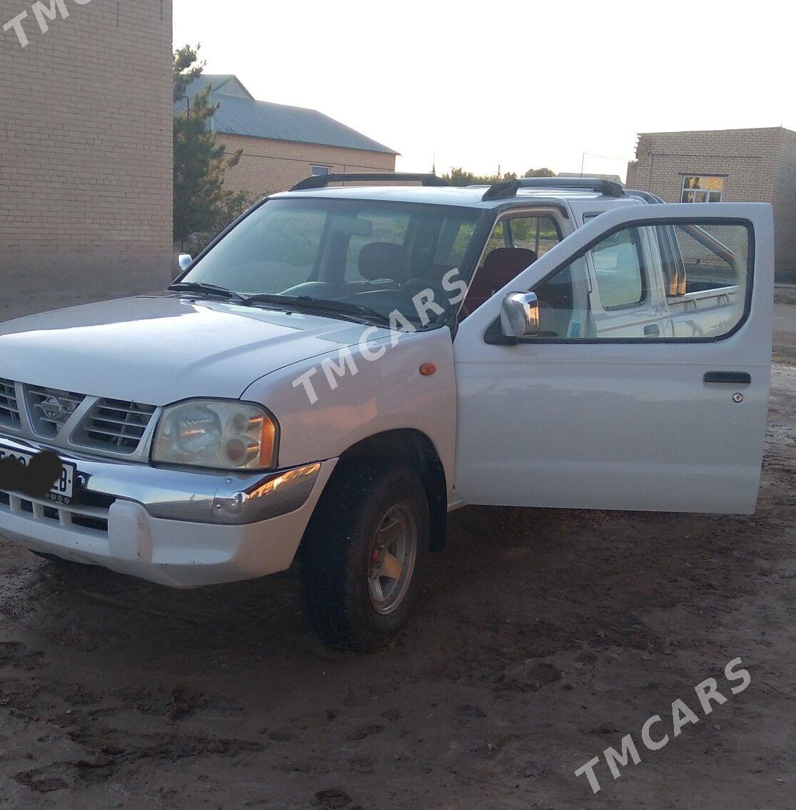 Nissan Navara 2007 - 120 000 TMT - Гарабекевюл - img 2