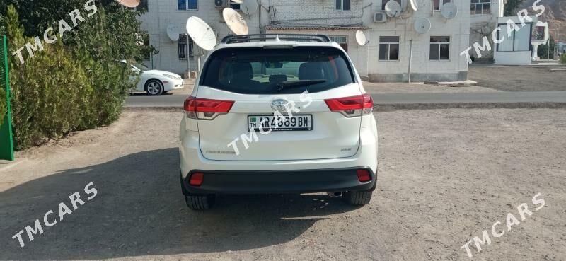 Toyota Highlander 2019 - 520 000 TMT - Туркменбаши - img 10