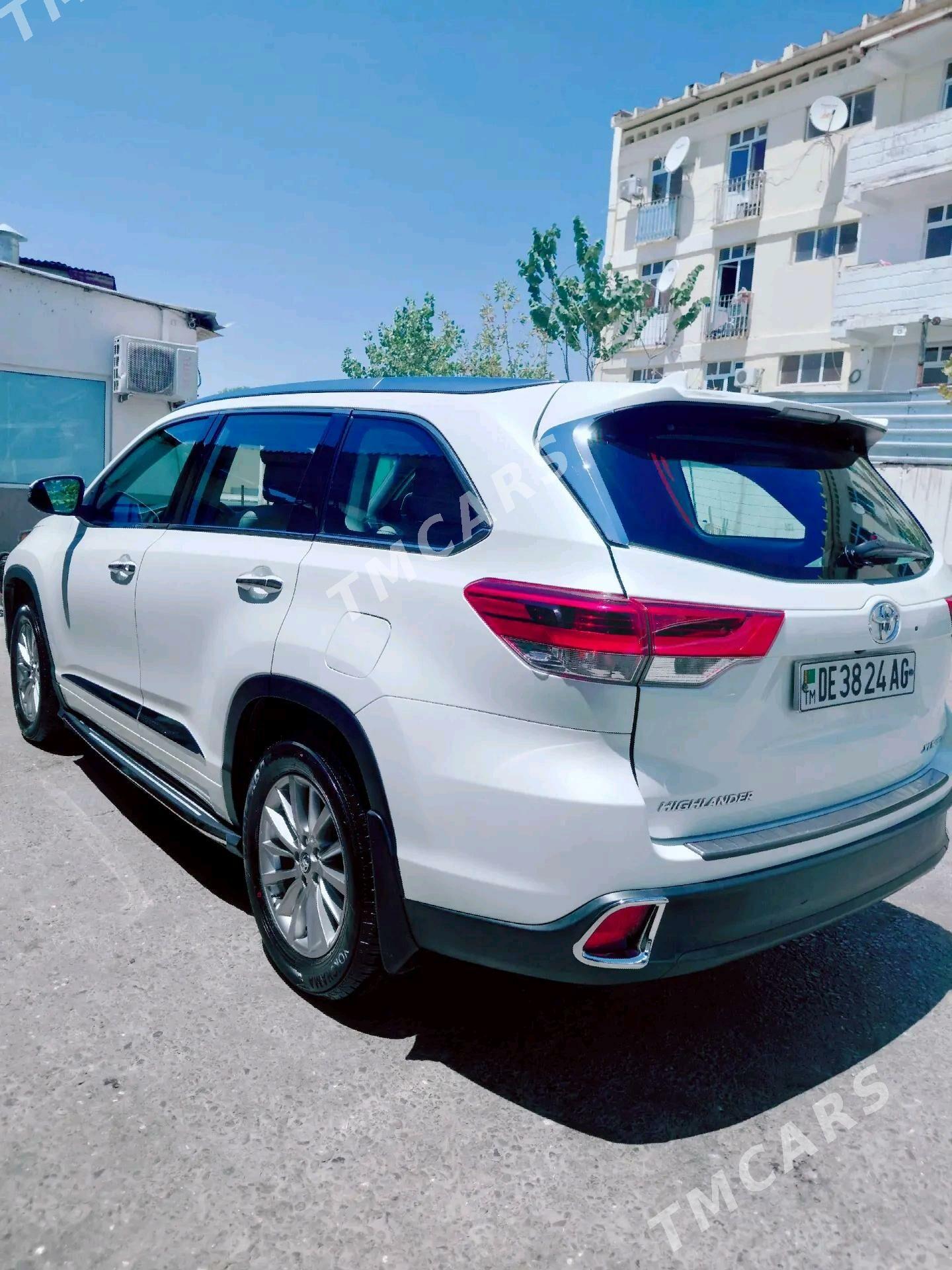 Toyota Highlander 2017 - 453 000 TMT - Ашхабад - img 3
