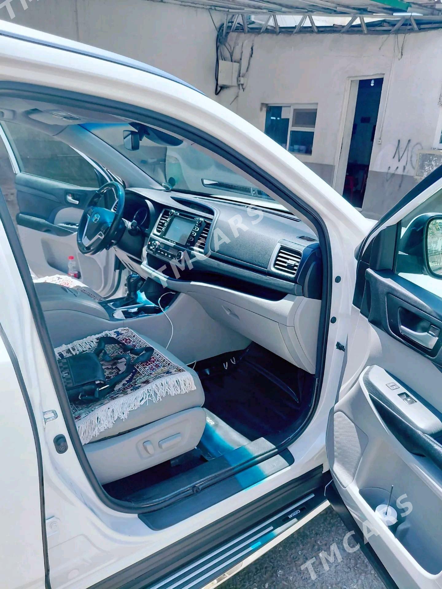 Toyota Highlander 2017 - 453 000 TMT - Ашхабад - img 6