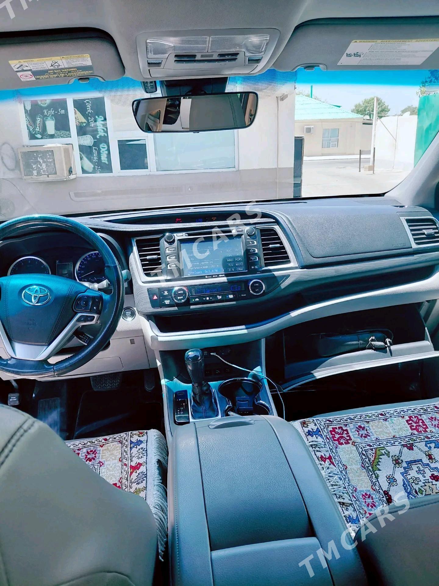 Toyota Highlander 2017 - 453 000 TMT - Ашхабад - img 8