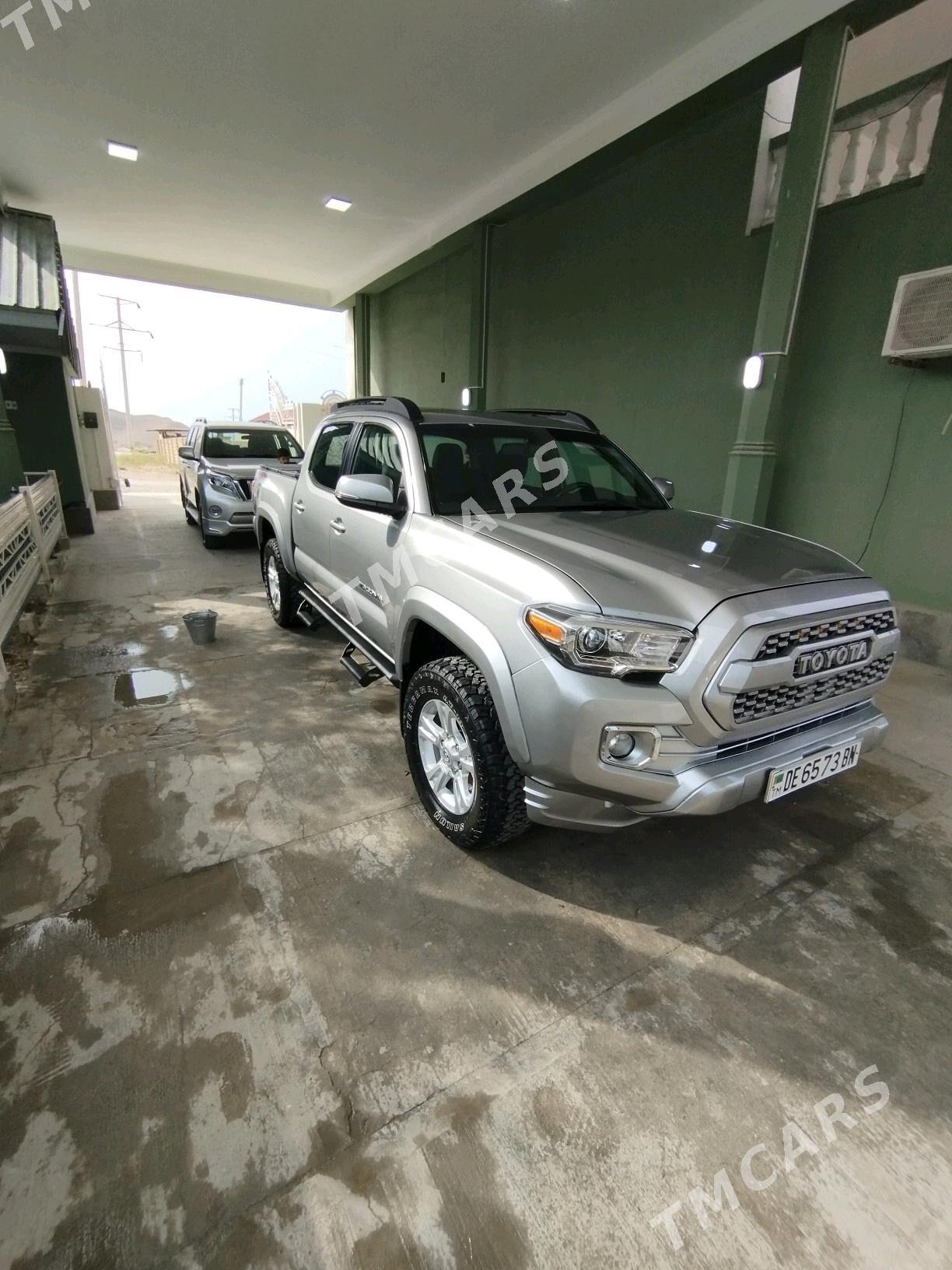 Toyota Tacoma 2016 - 350 000 TMT - Balkanabat - img 7