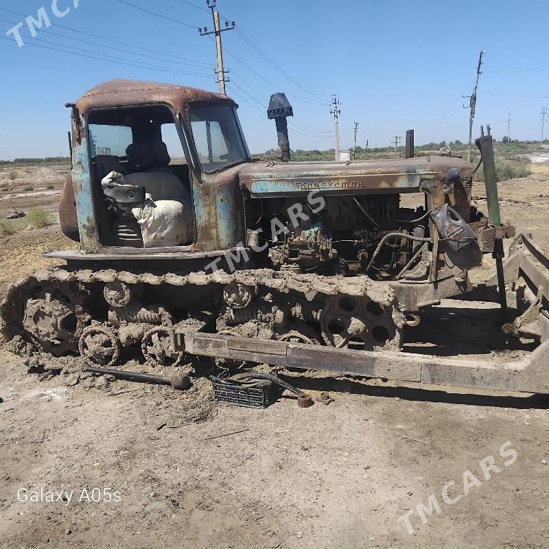 MTZ 80 1980 - 40 000 TMT - етр. Туркменбаши - img 5