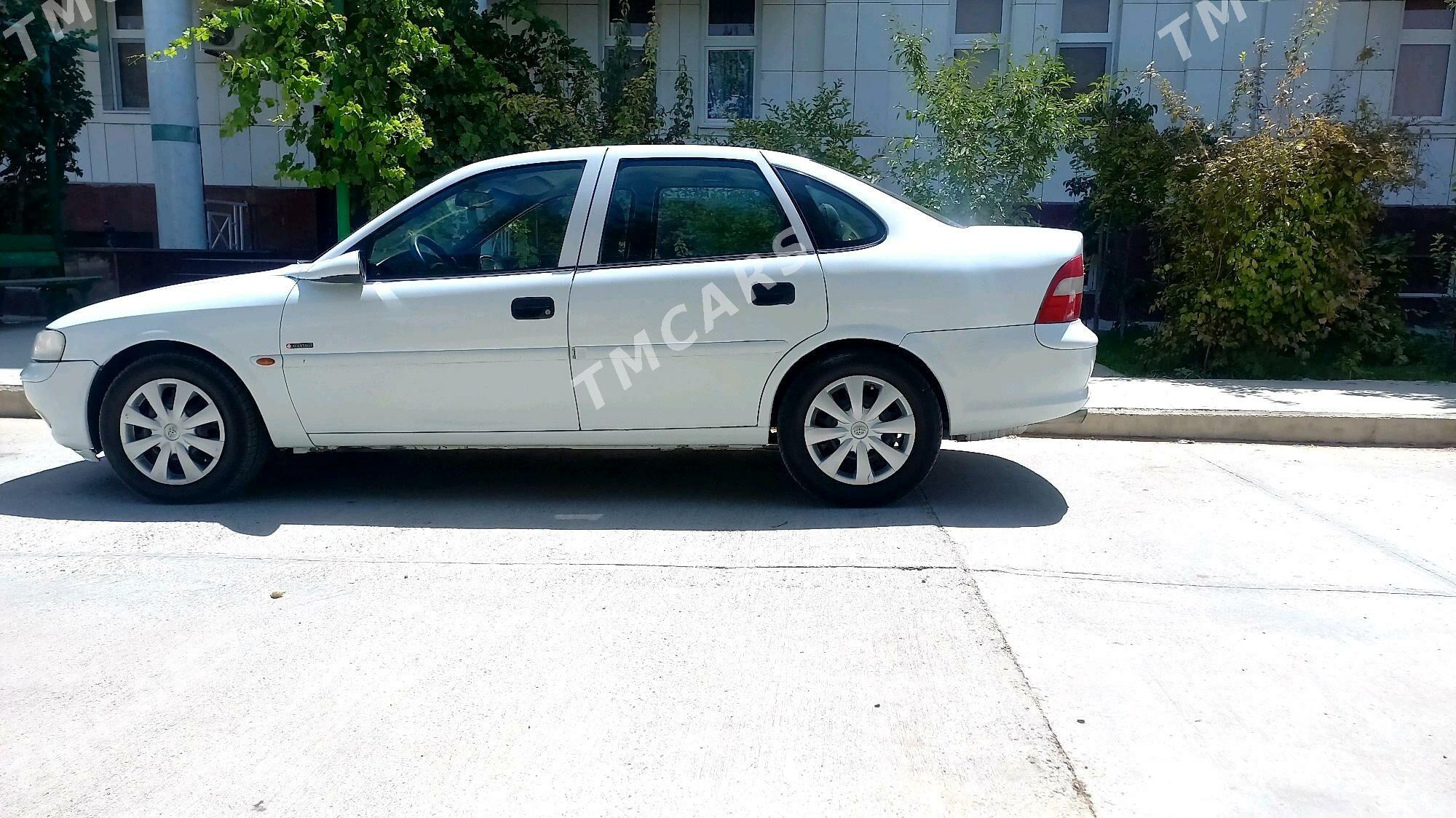 Opel Vectra 1998 - 65 000 TMT - Бахарден - img 2
