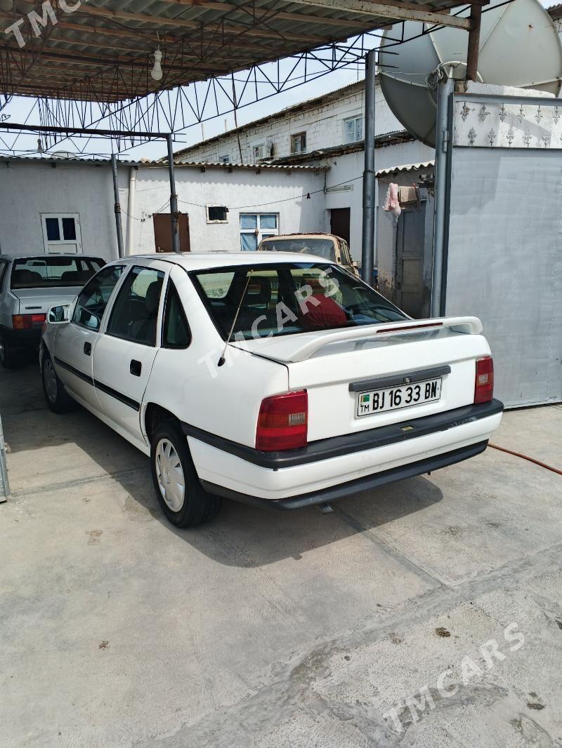 Opel Vectra 1993 - 36 000 TMT - Туркменбаши - img 2