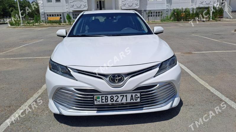 Toyota Camry 2018 - 254 000 TMT - Aşgabat - img 4