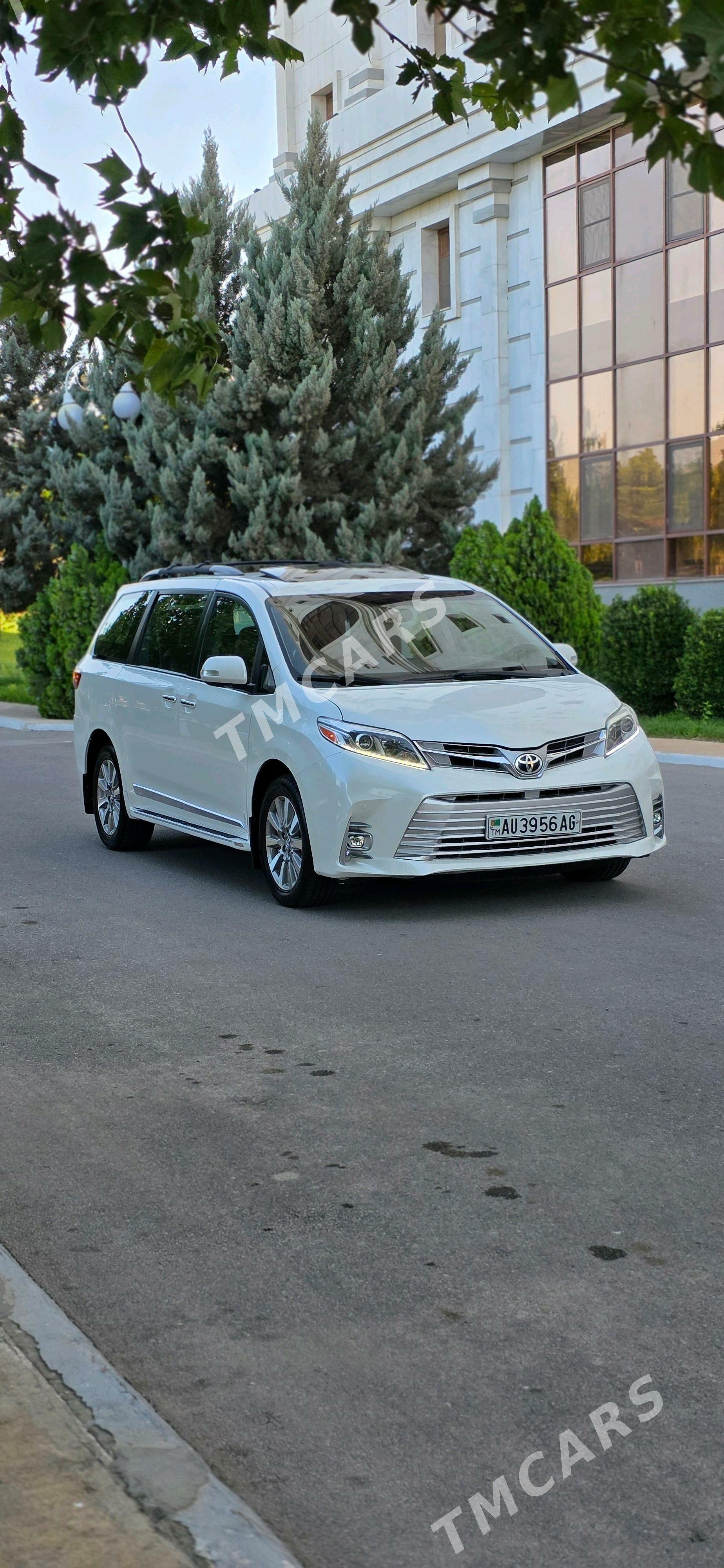 Toyota Sienna 2020 - 530 000 TMT - Bedew - img 3