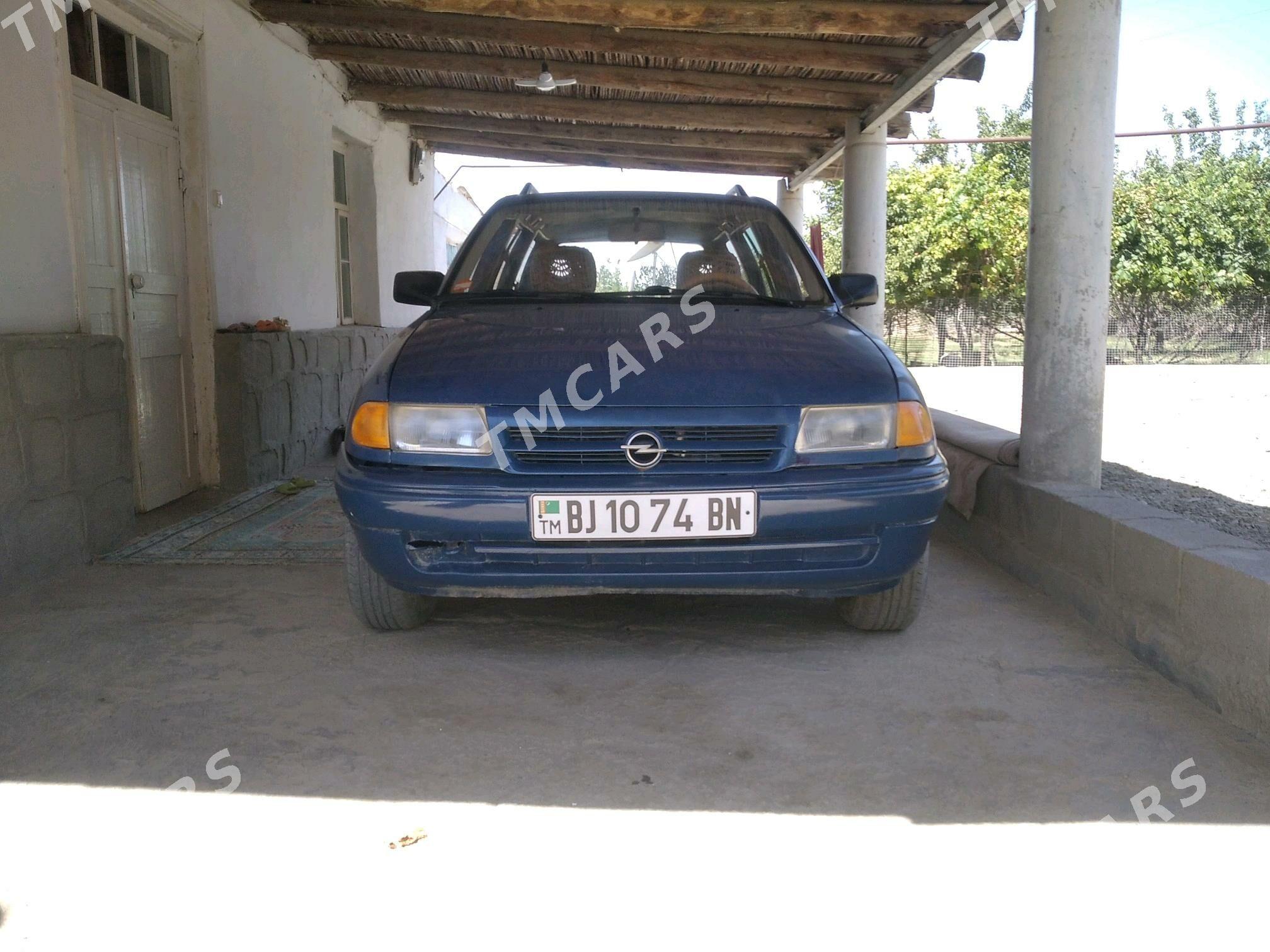 Opel Astra 1994 - 35 000 TMT - Magtymguly - img 2