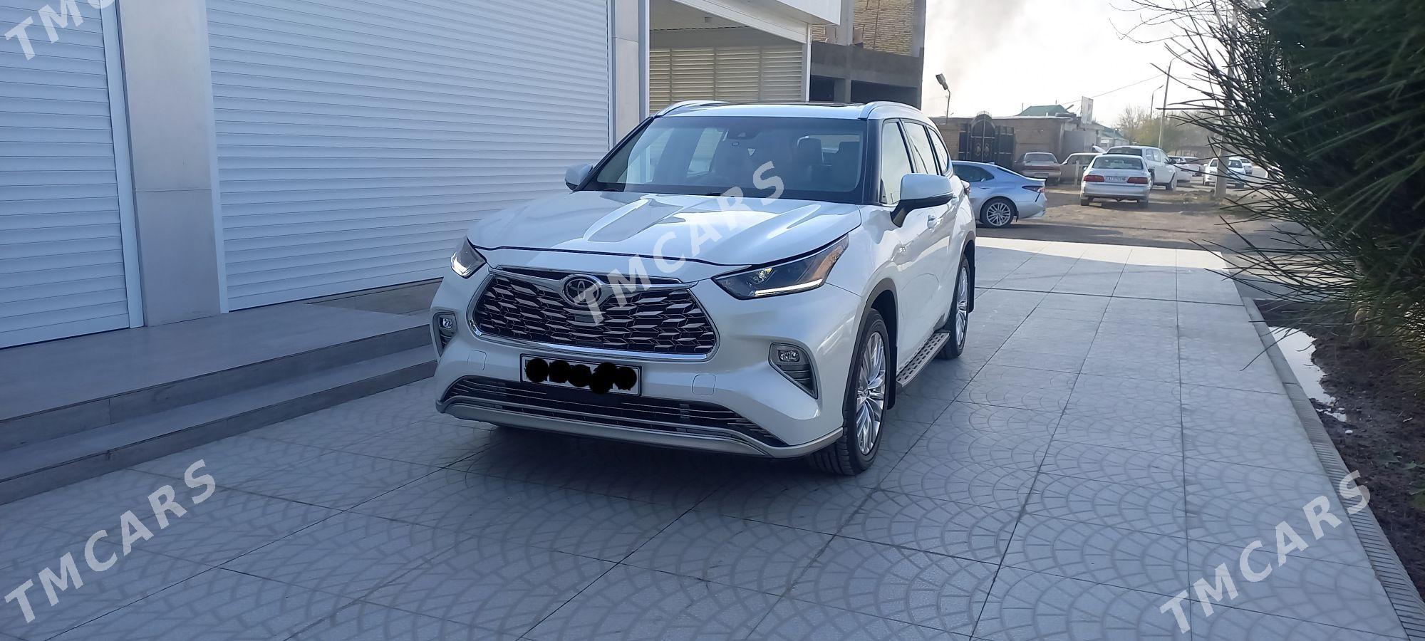 Toyota Highlander 2021 - 685 000 TMT - Мары - img 8