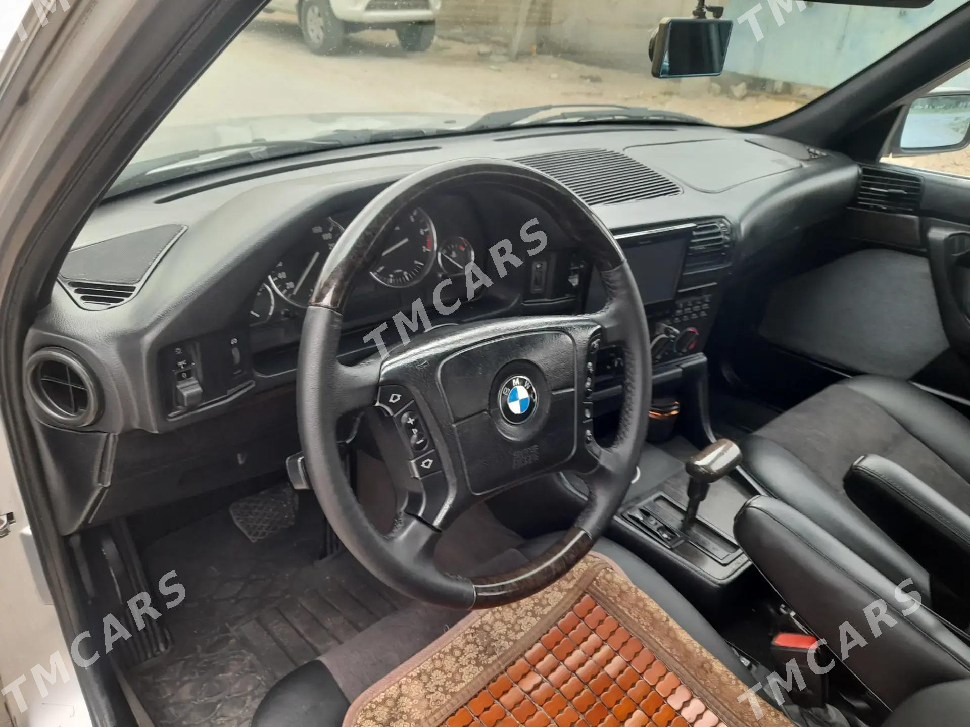 BMW E34 1995 - 150 000 TMT - Балканабат - img 3