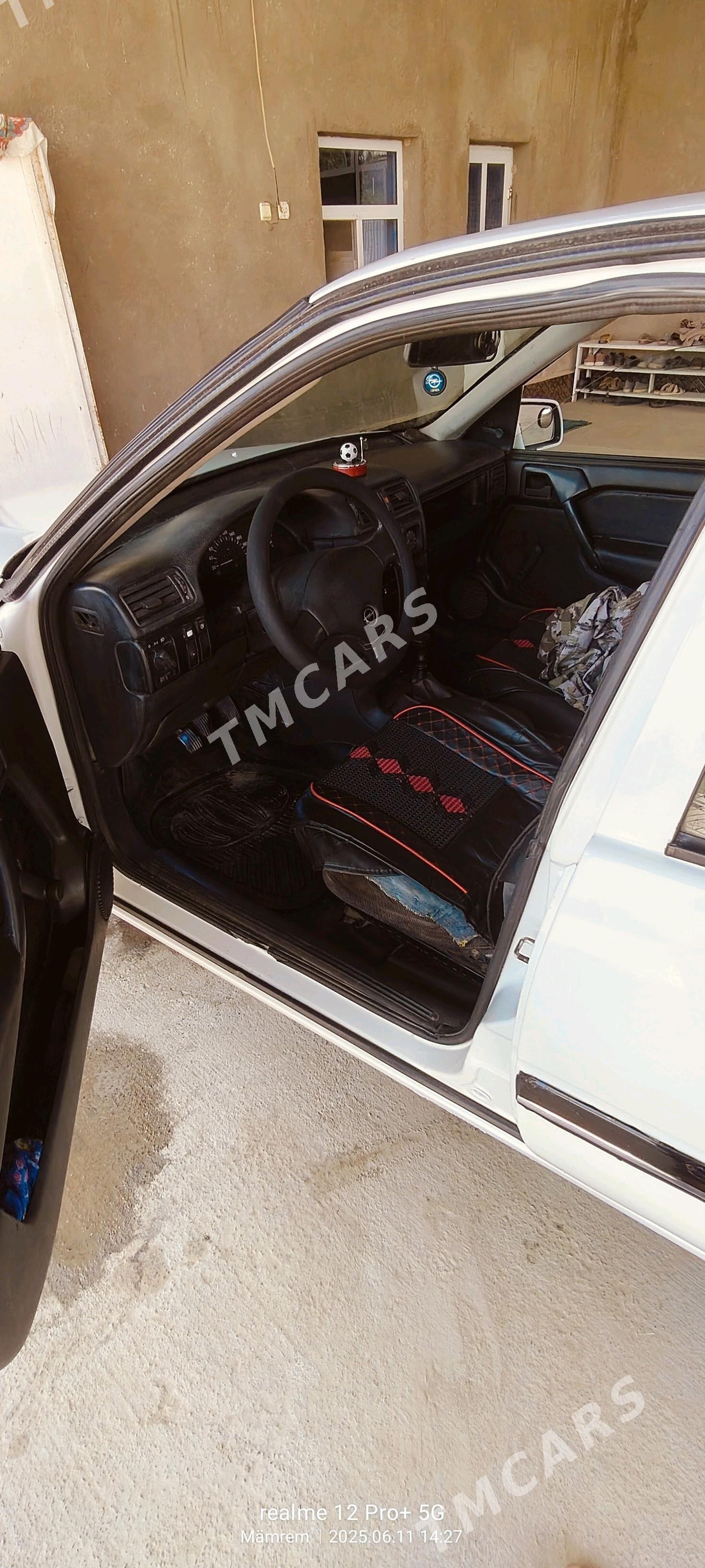 Opel Vectra 1991 - 35 000 TMT - Ёлётен - img 2