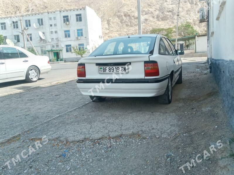 Opel Vectra 1991 - 30 000 TMT - Туркменбаши - img 3