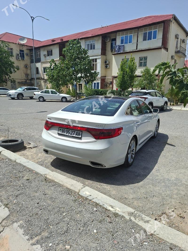 Hyundai Azera 2011 - 192 000 TMT - Aşgabat - img 3
