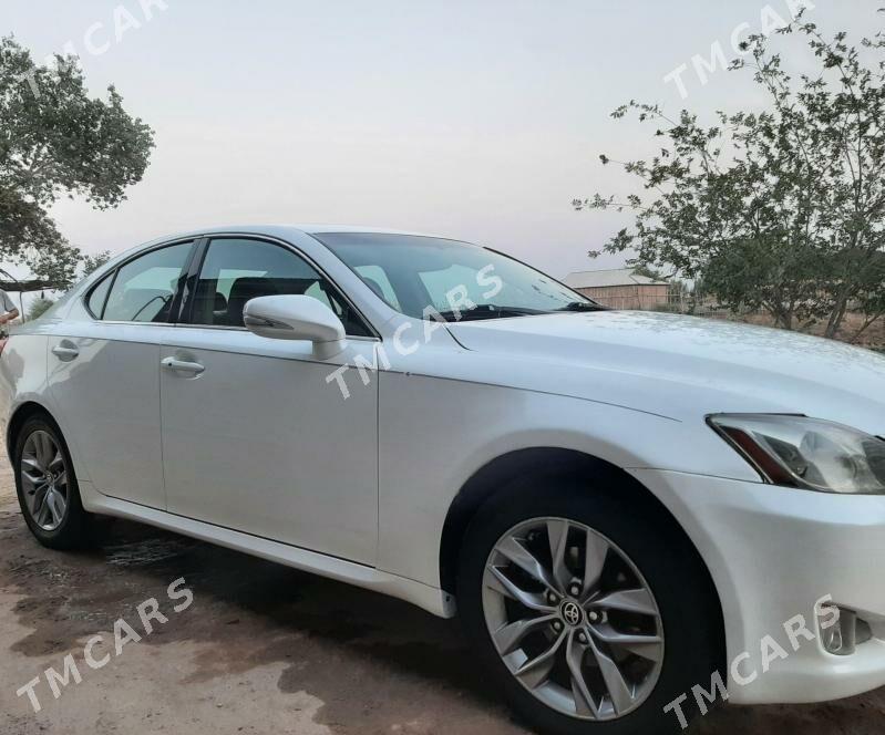 Lexus IS 250 2009 - 180 000 TMT - етр. Туркменбаши - img 4