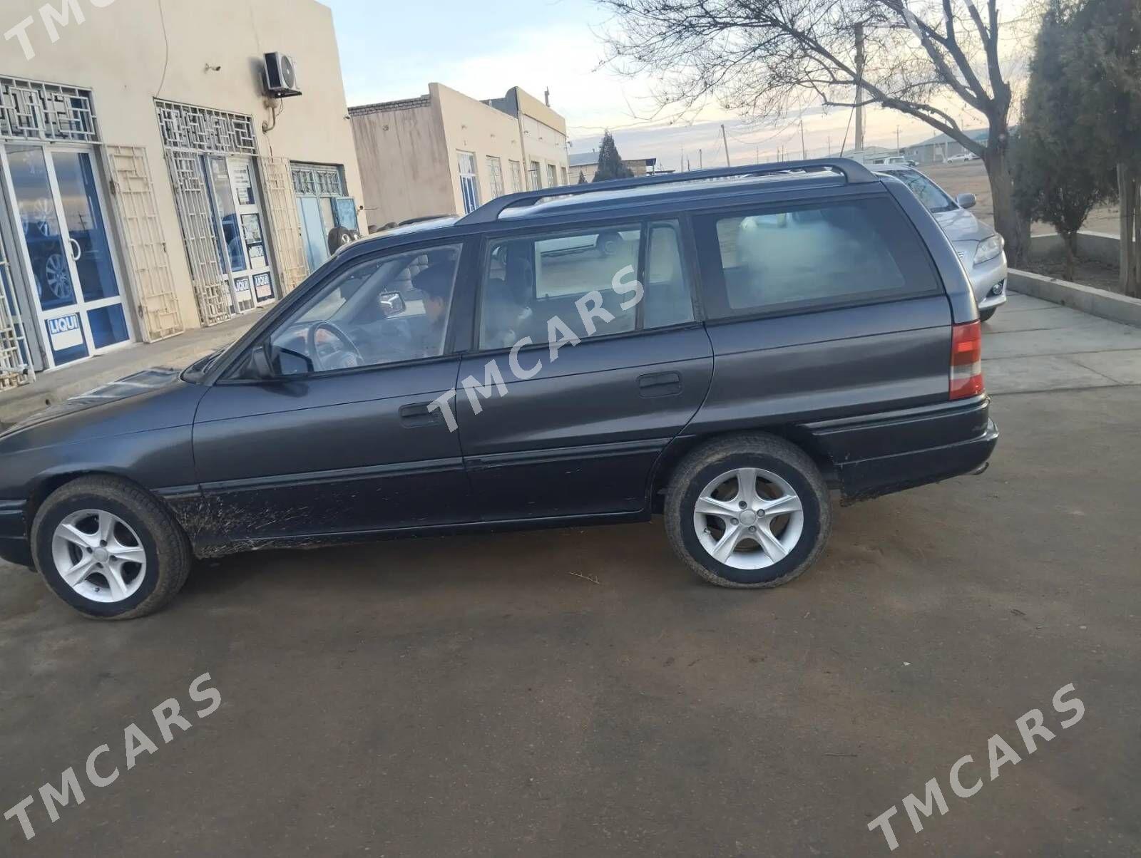 Opel Astra 1993 - 55 000 TMT - Gubadag - img 5