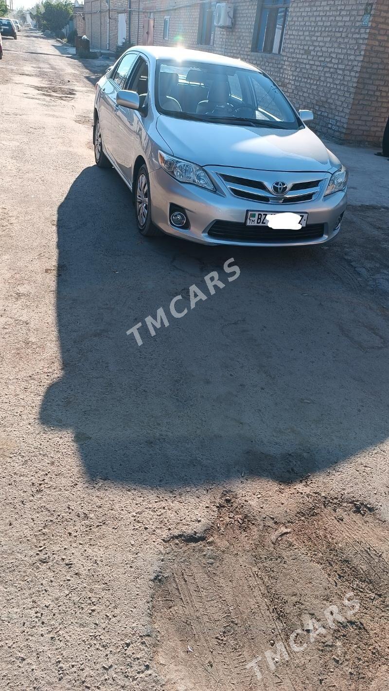 Toyota Corolla 2012 - 156 000 TMT - Дашогуз - img 3