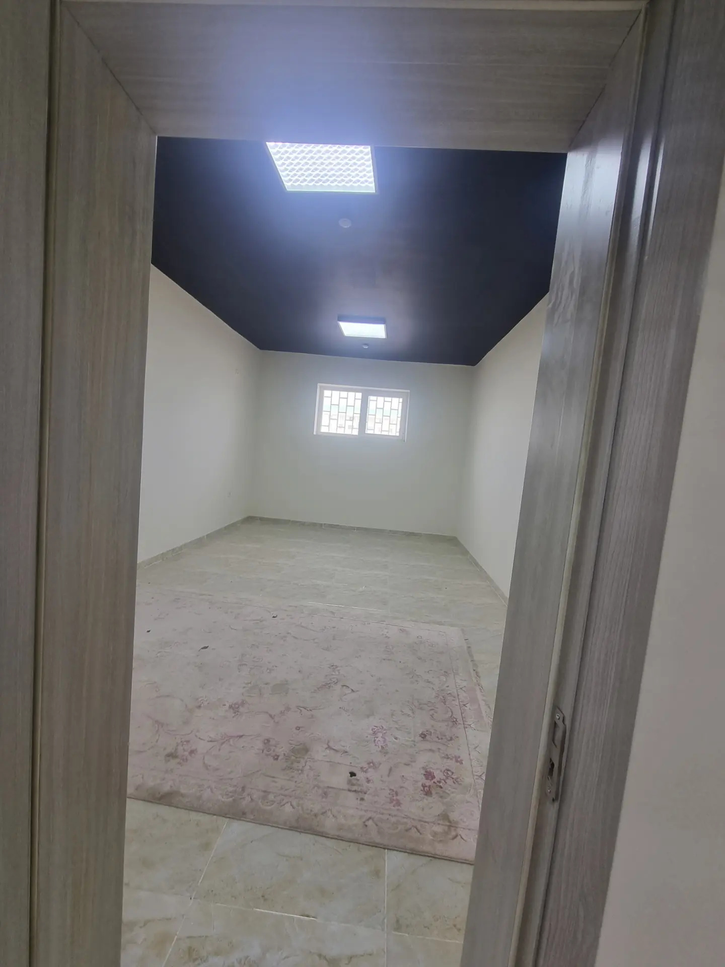 Arende pomişenýe 320m² 1etaž - Sowetskiý köç. (Garaşsyzlyk şaýoly) - img 4
