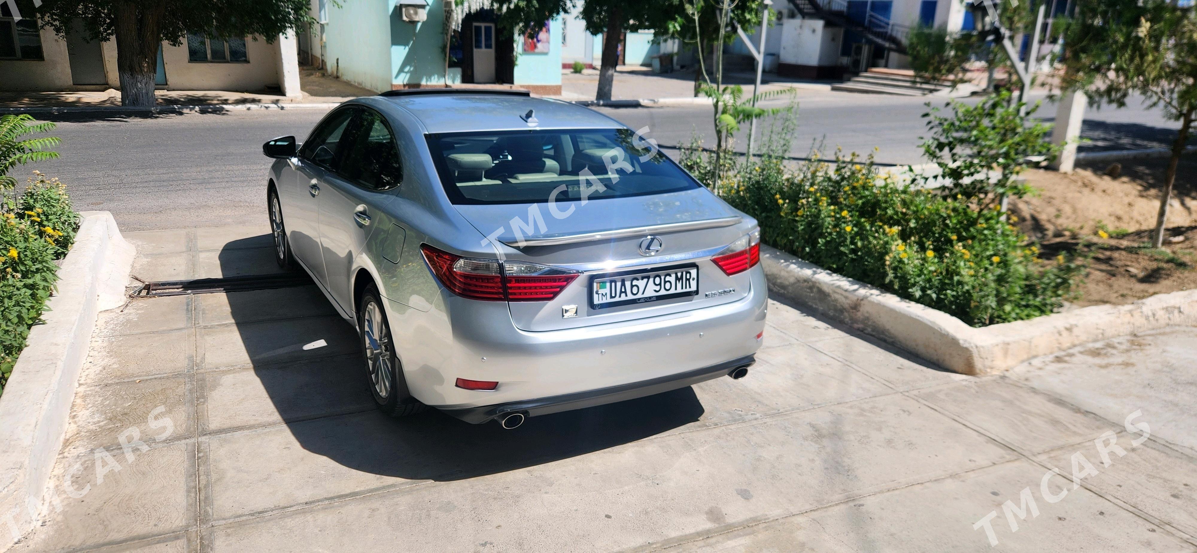 Lexus ES 350 2014 - 340 000 TMT - Серхетабат (Кушка) - img 5