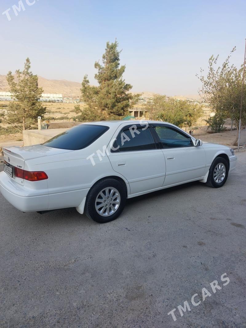 Toyota Camry 2001 - 175 000 TMT - Magdanly - img 4