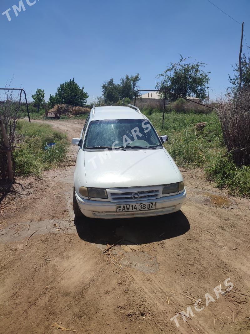 Opel Astra 1993 - 25 000 TMT - етр. Туркменбаши - img 2