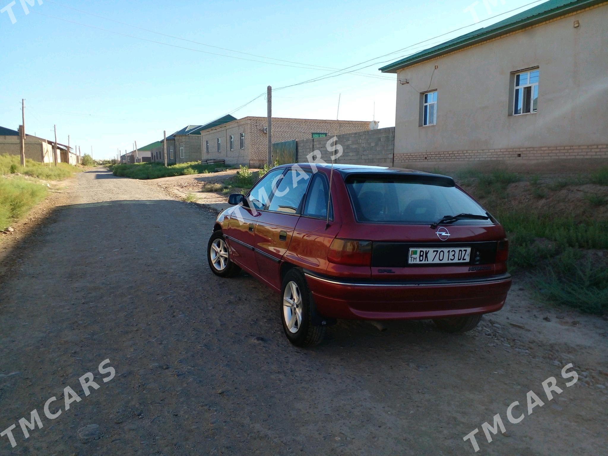 Opel Astra 1995 - 49 000 TMT - Köneürgenç - img 4