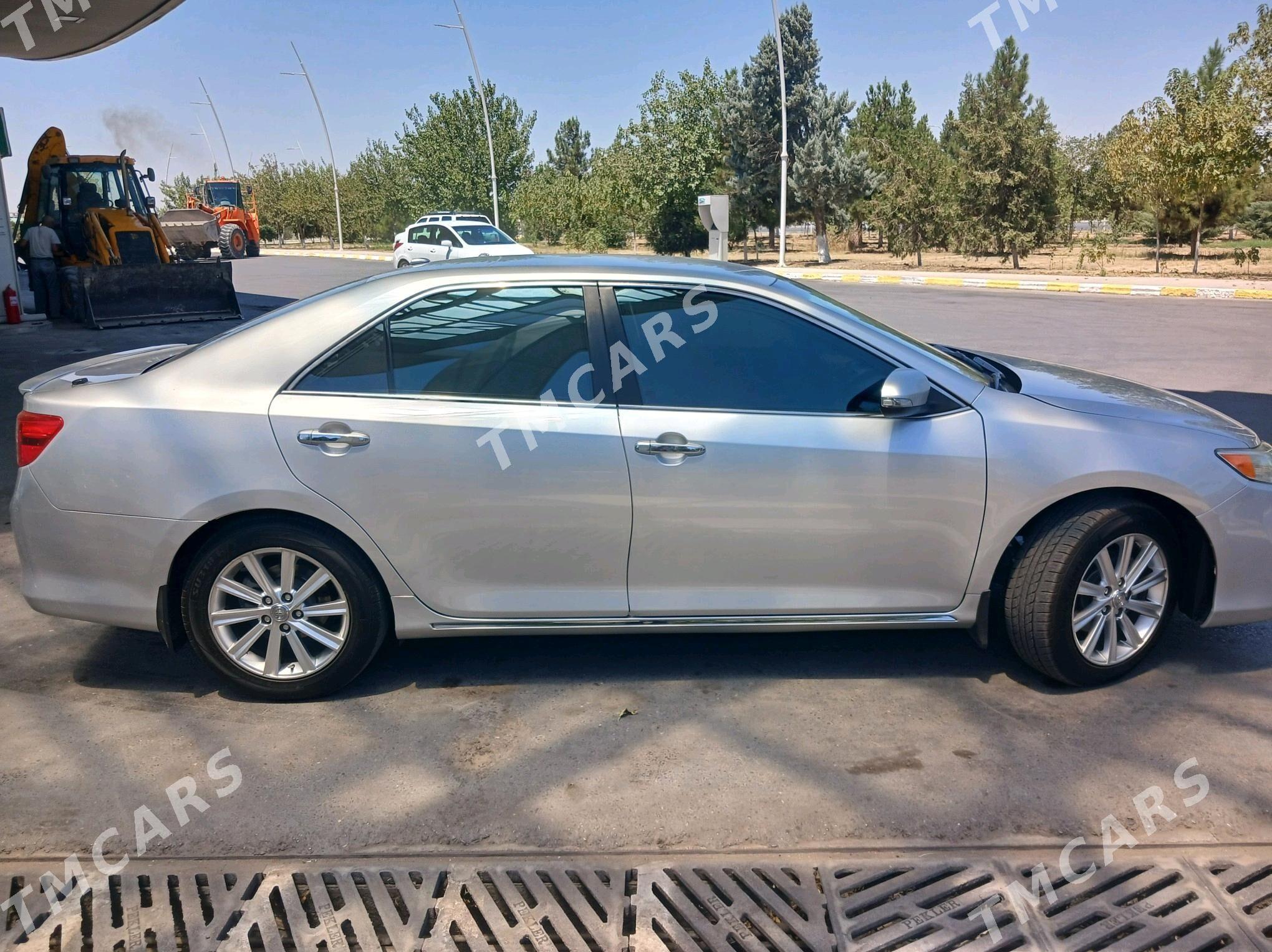 Toyota Camry 2013 - 218 000 TMT - 6 мкр - img 5