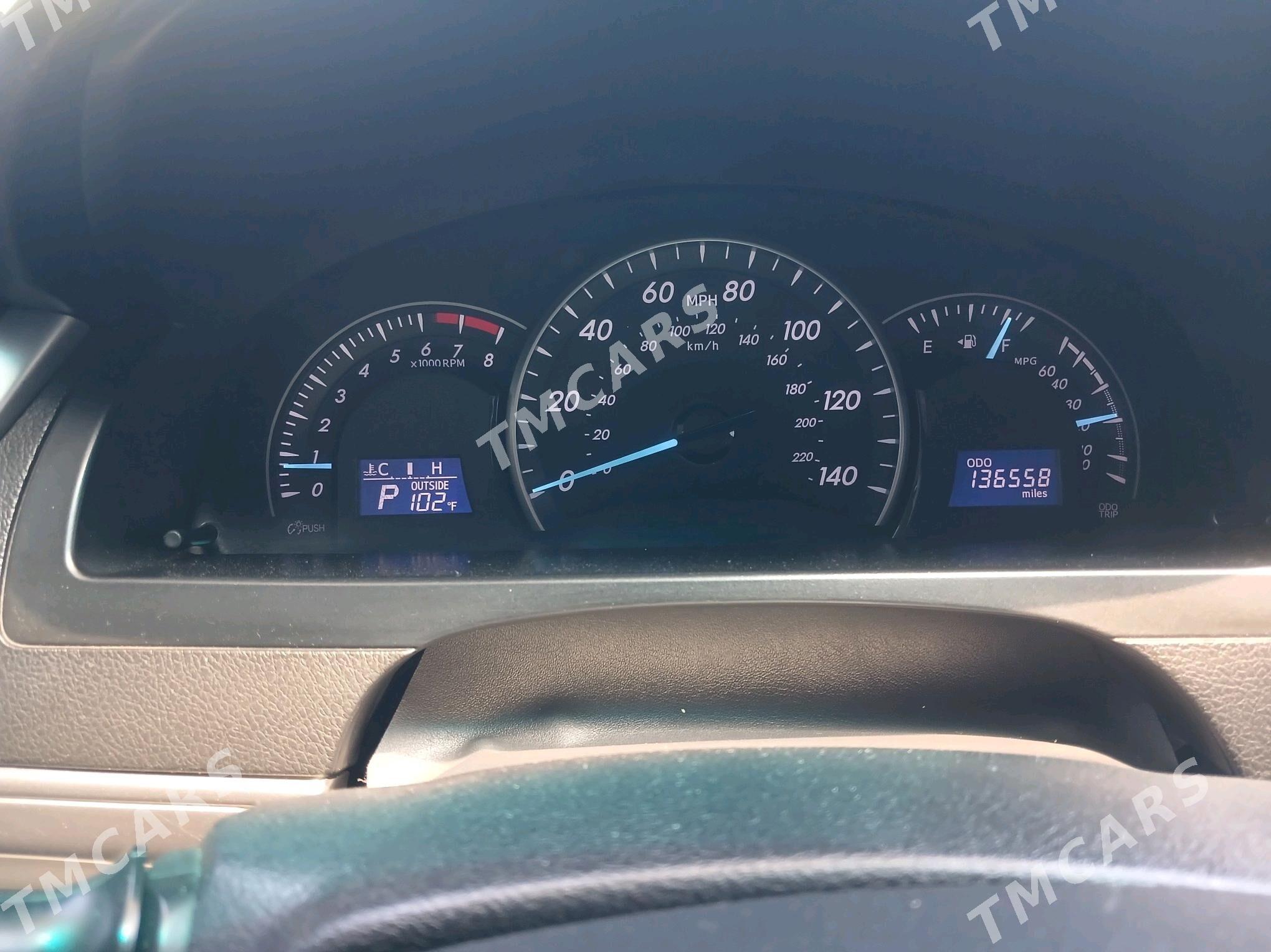 Toyota Camry 2013 - 218 000 TMT - 6 мкр - img 8
