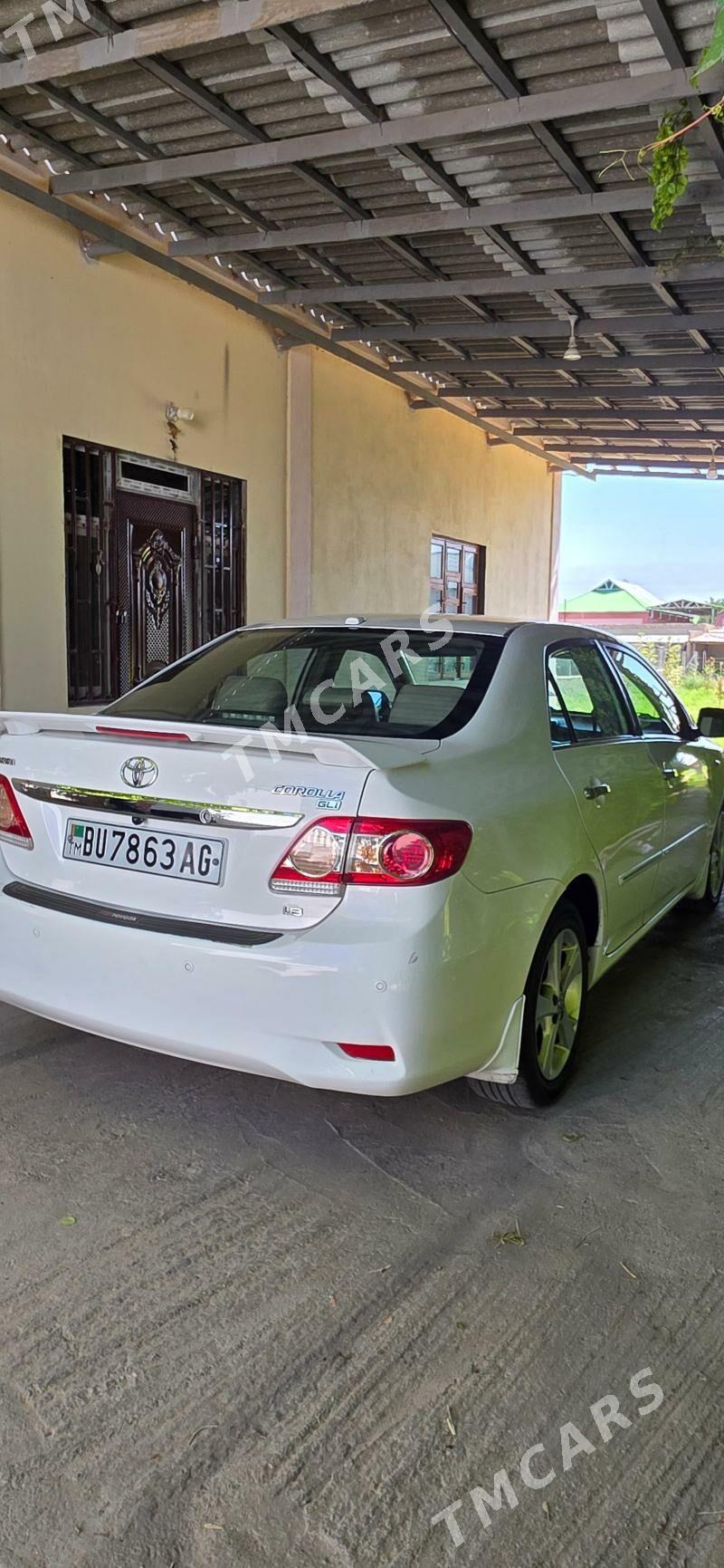 Toyota Corolla 2011 - 170 000 TMT - Aşgabat - img 3