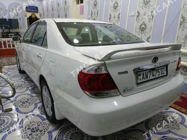 Toyota Camry 2002 - 155 000 TMT - Köneürgenç - img 3
