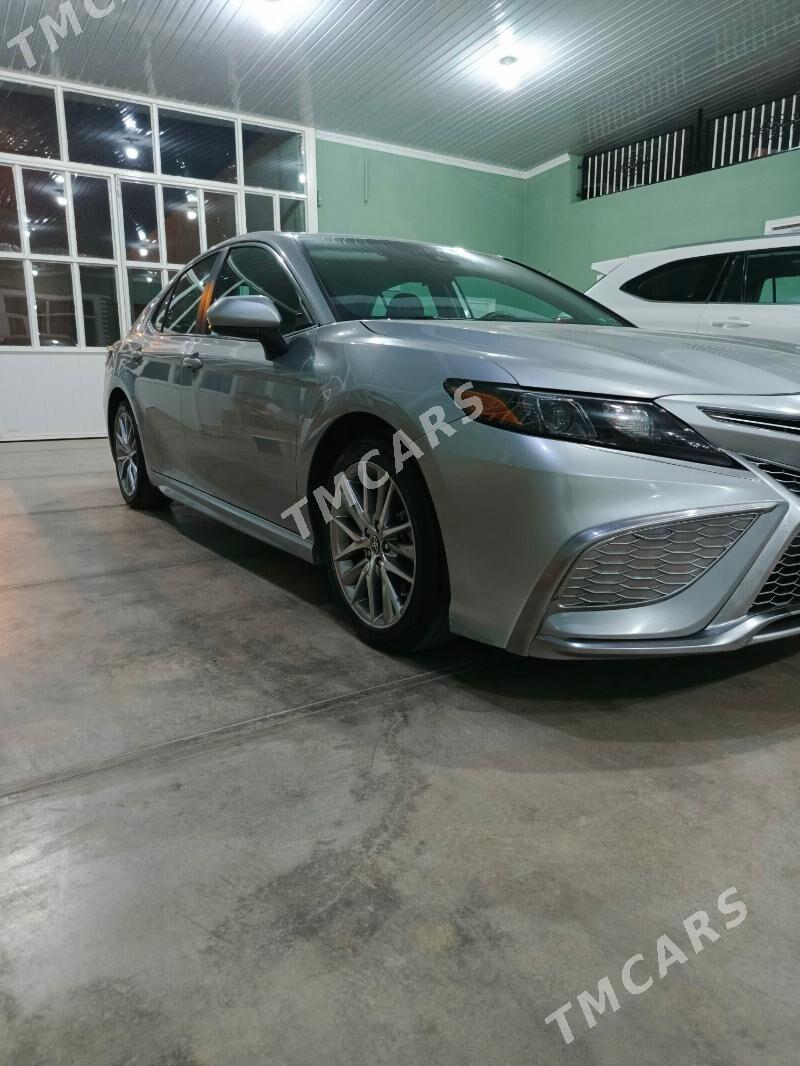 Toyota Camry 2021 - 345 000 TMT - Туркменабат - img 4