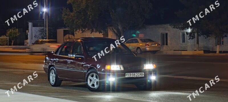 Opel Vectra 1991 - 36 000 TMT - Mary - img 4