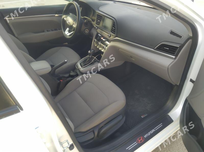 Hyundai Elantra 2020 - 215 000 TMT - Балканабат - img 3