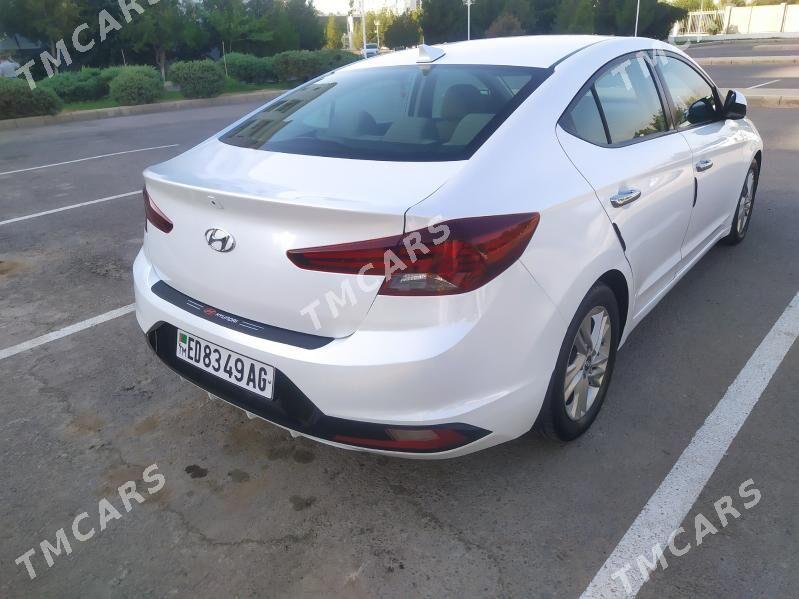 Hyundai Elantra 2020 - 215 000 TMT - Балканабат - img 2