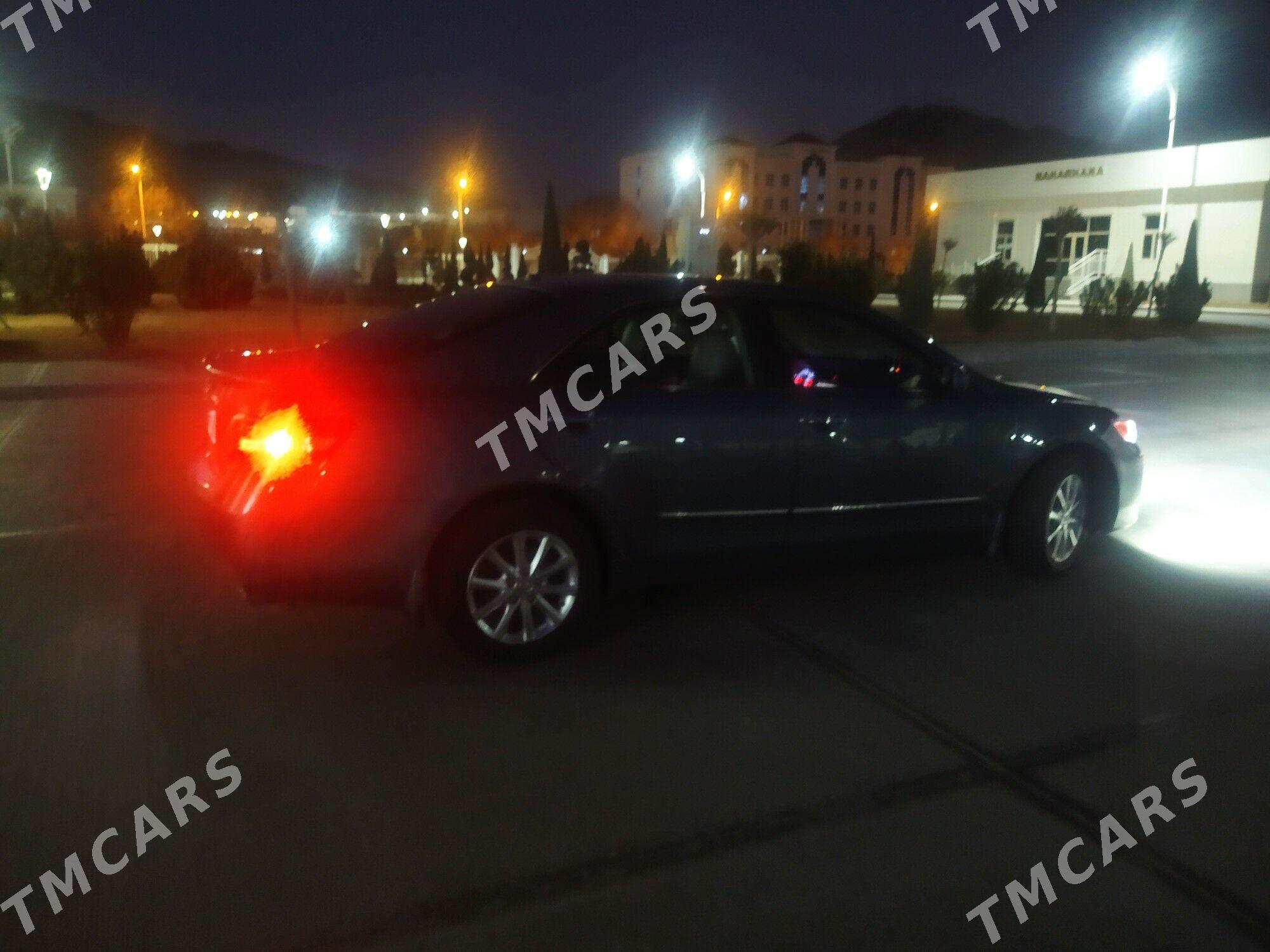 Toyota Camry 2011 - 195 000 TMT - Балканабат - img 4