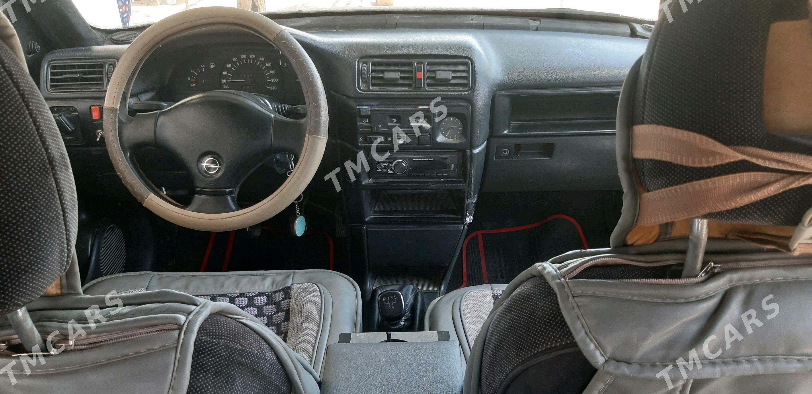 Opel Vectra 1991 - 29 000 TMT - Тагтабазар - img 5