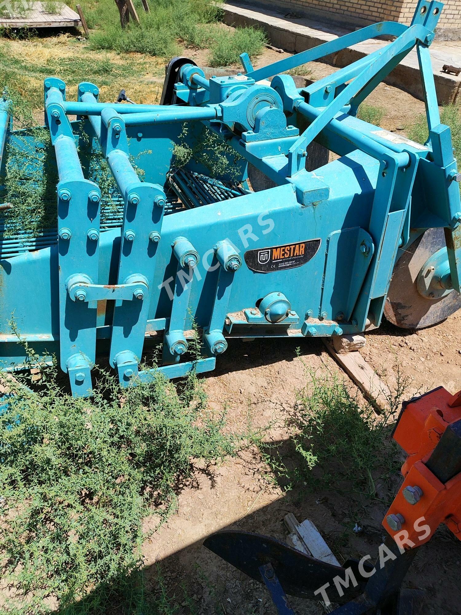 MTZ 82 2025 - 200 000 TMT - Oguz han - img 6