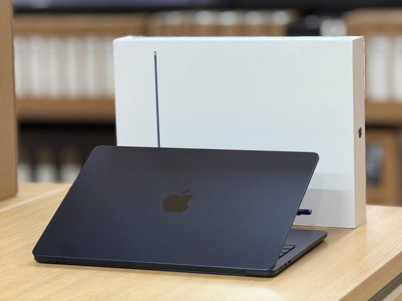 MacBook Air M2 [22 цикла]  - Aşgabat - img 4