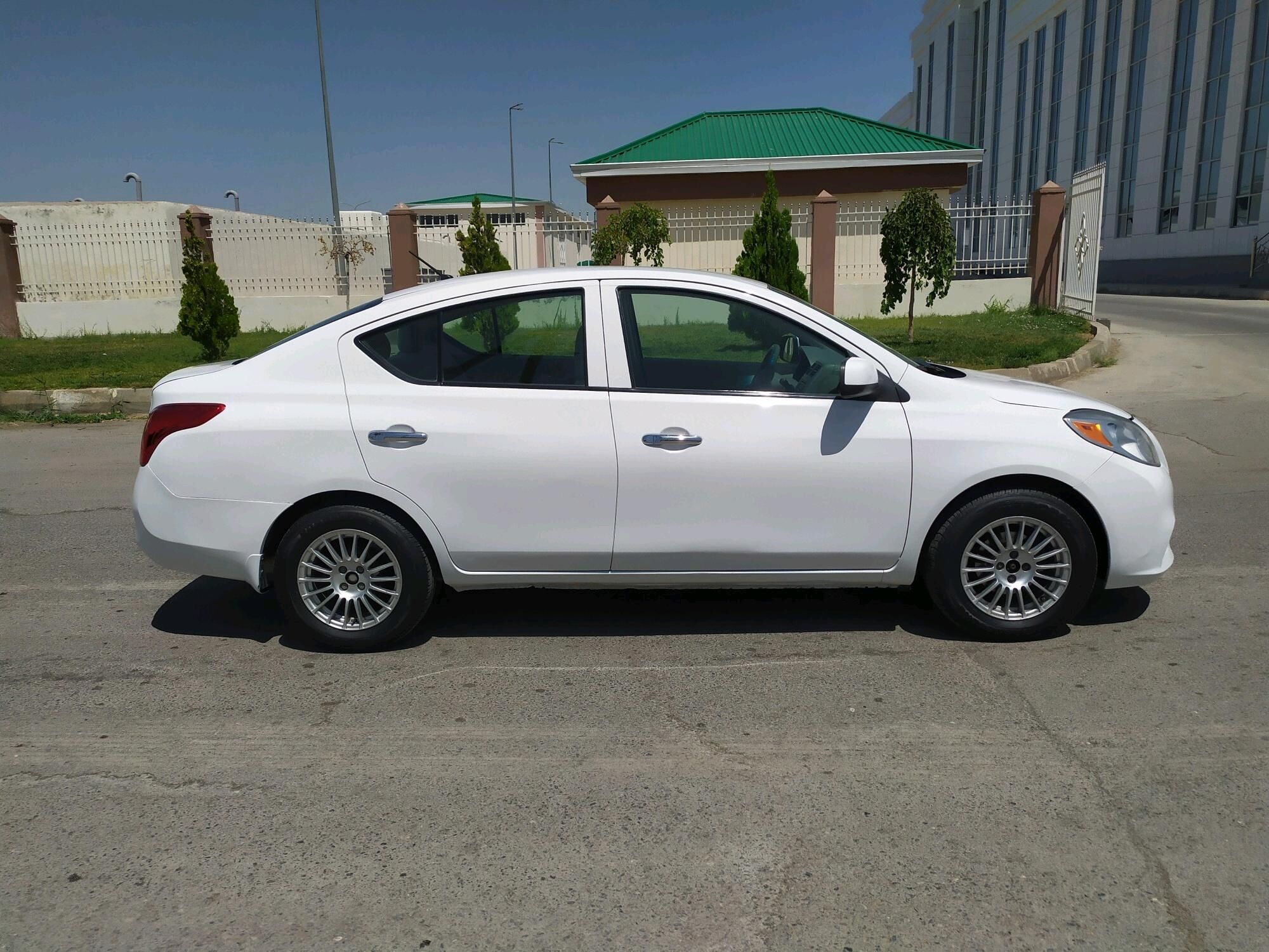 Nissan Versa 2012 - 106 000 TMT - Aşgabat - img 4