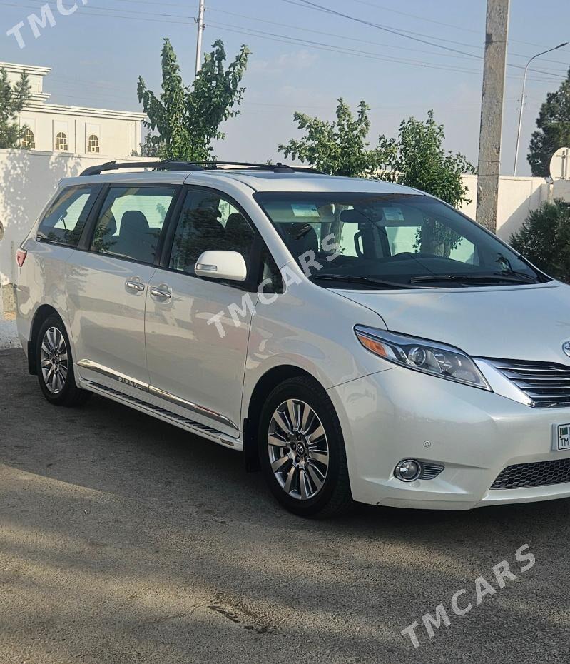Toyota Sienna 2017 - 500 000 TMT - Анев - img 3