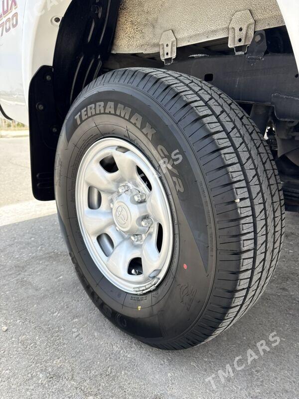 Toyota Hilux 2014 - 294 000 TMT - Balkanabat - img 7