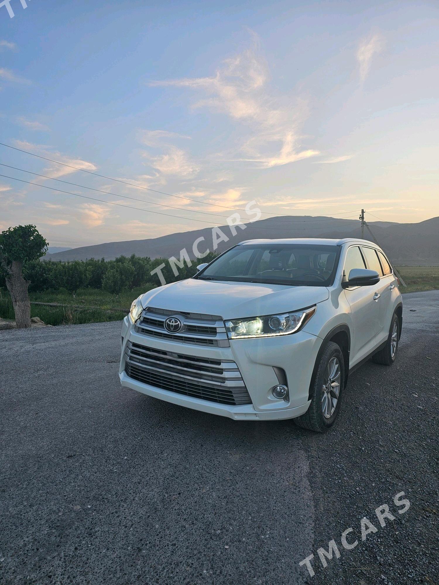 Toyota Highlander 2019 - 550 000 TMT - Ашхабад - img 6