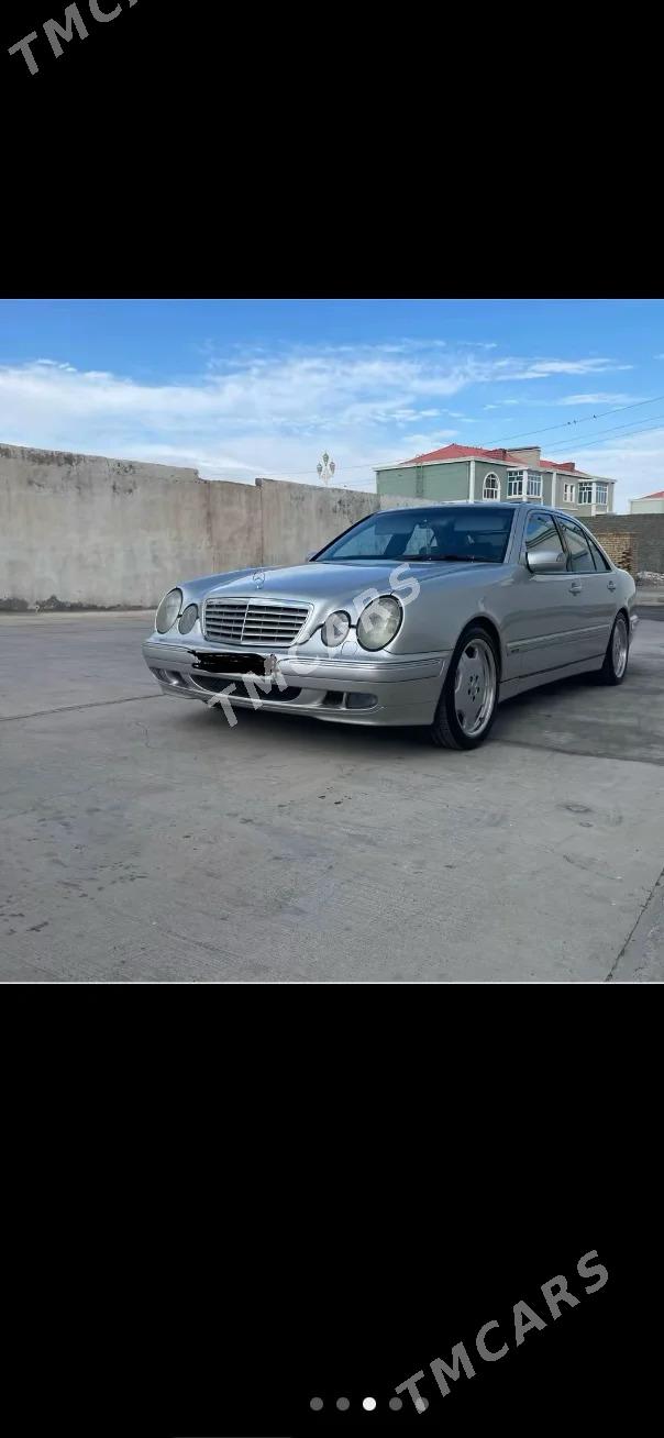 Mercedes-Benz E430 2000 - 136 000 TMT - Türkmenabat - img 2