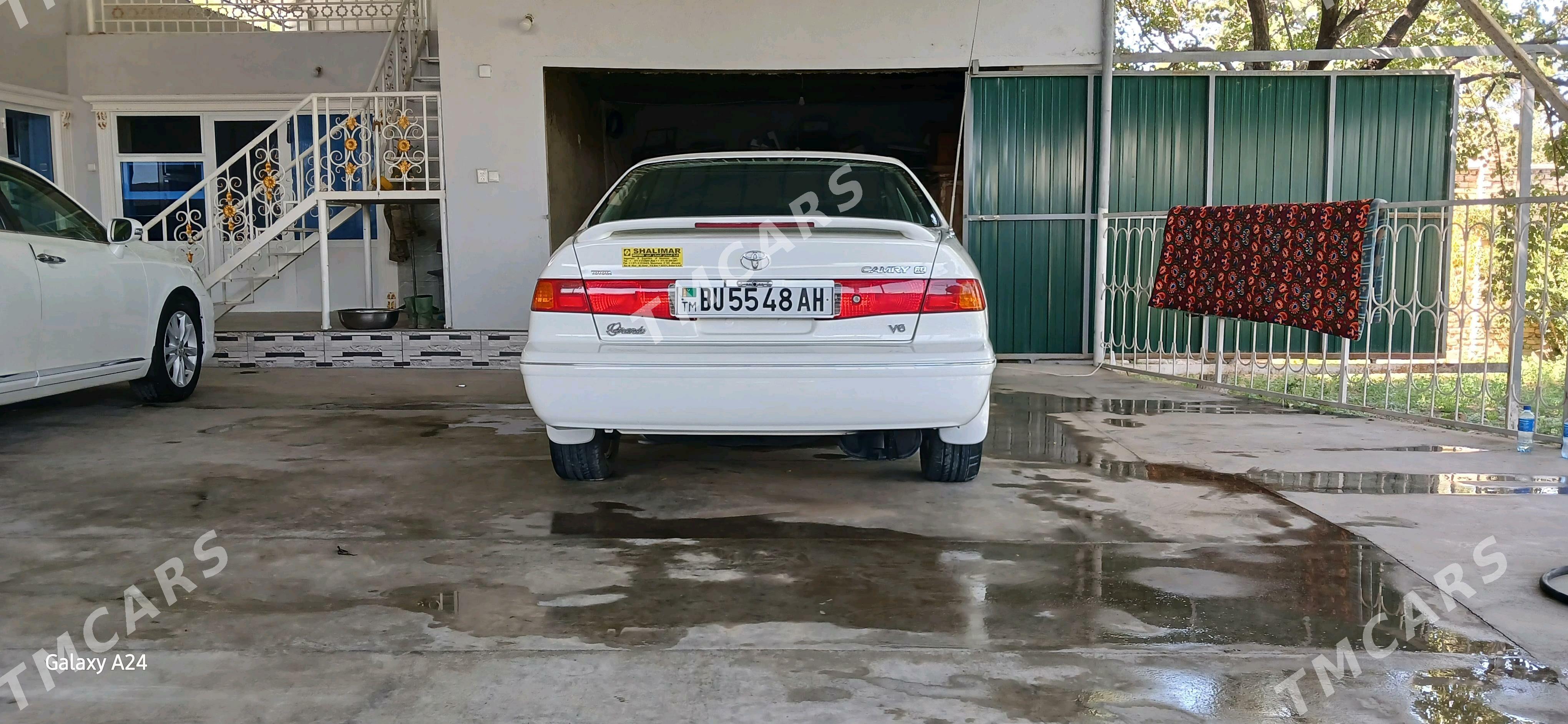 Toyota Camry 2000 - 175 000 TMT - Кака - img 3