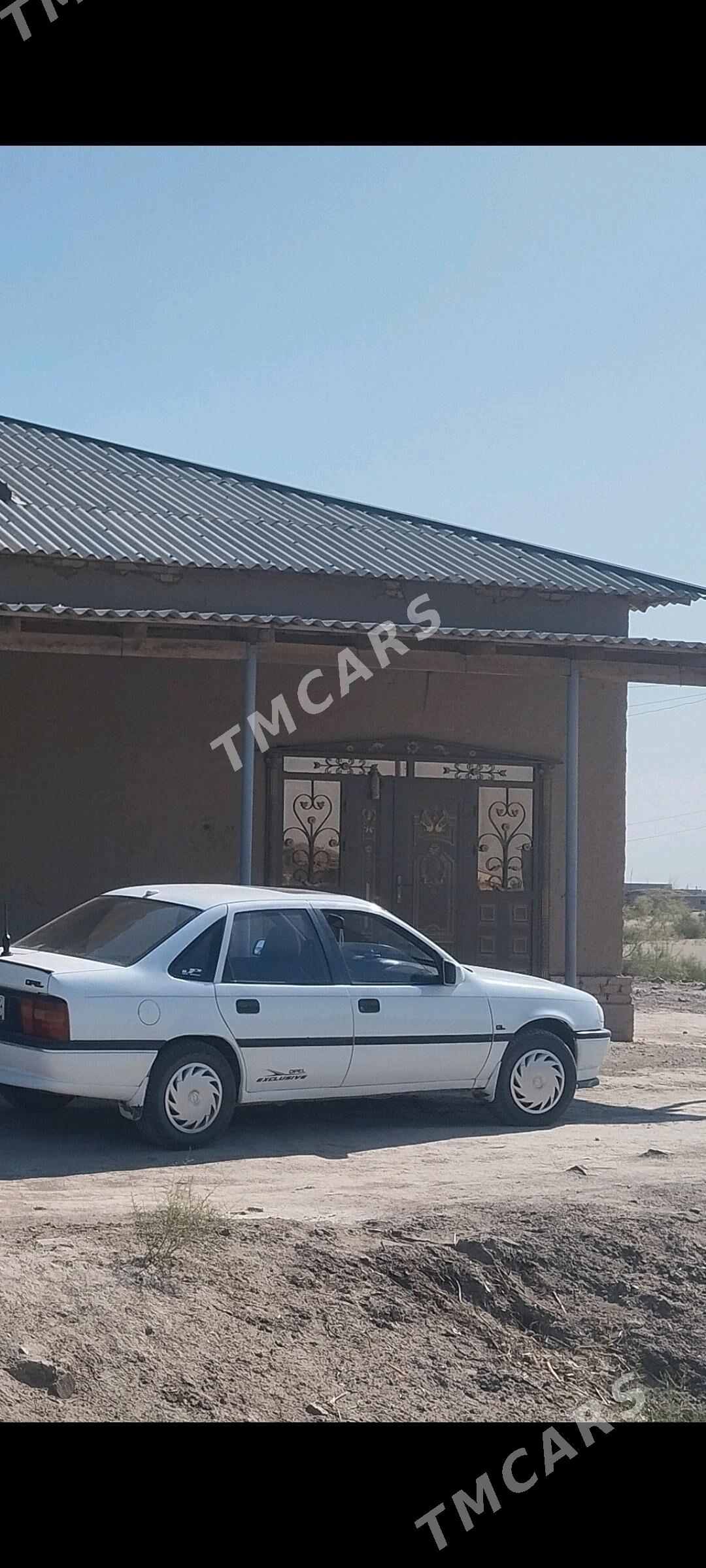 Opel Vectra 1993 - 40 000 TMT - Gubadag - img 2