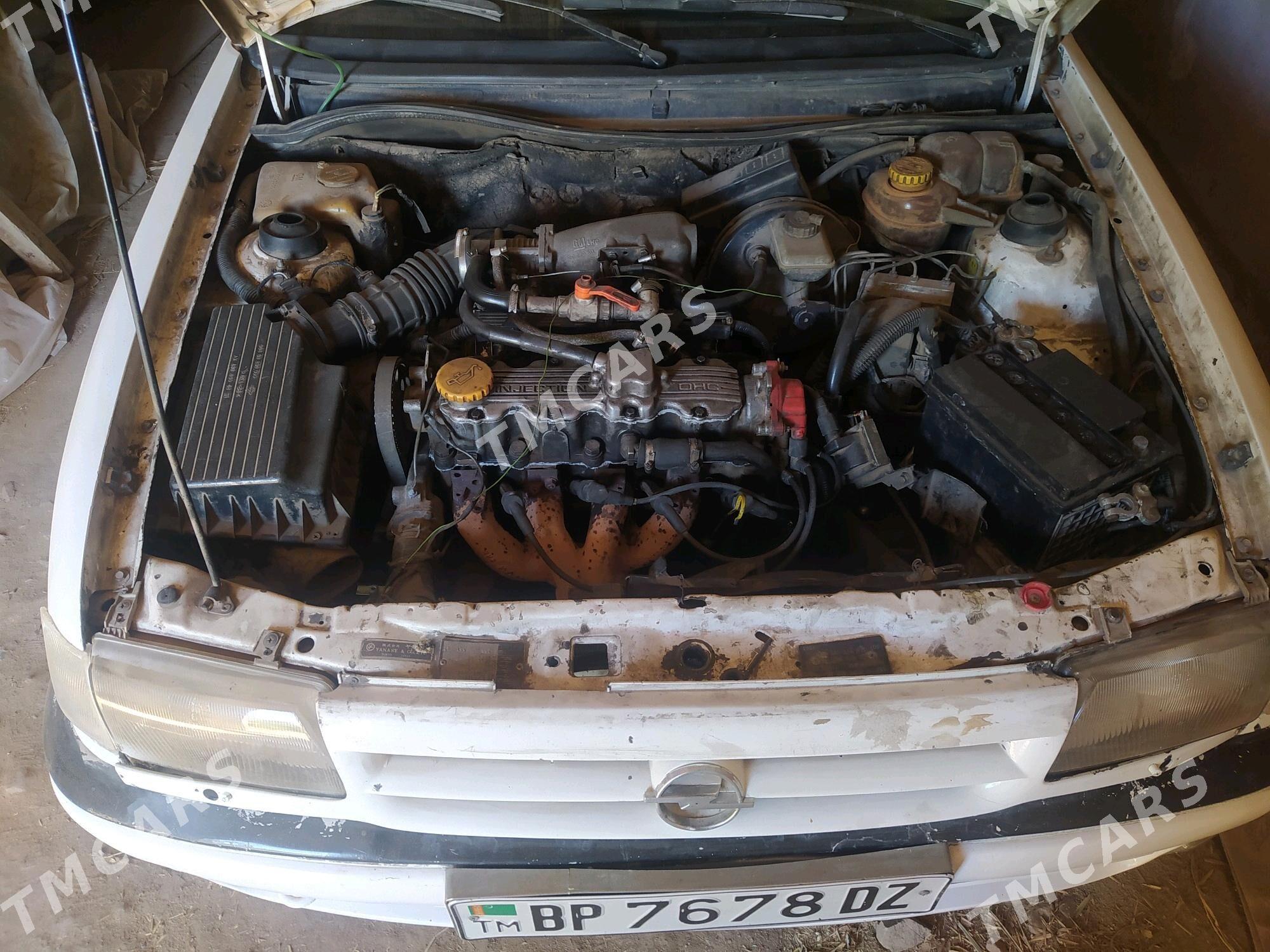 Opel Astra 1993 - 27 000 TMT - Дашогуз - img 2